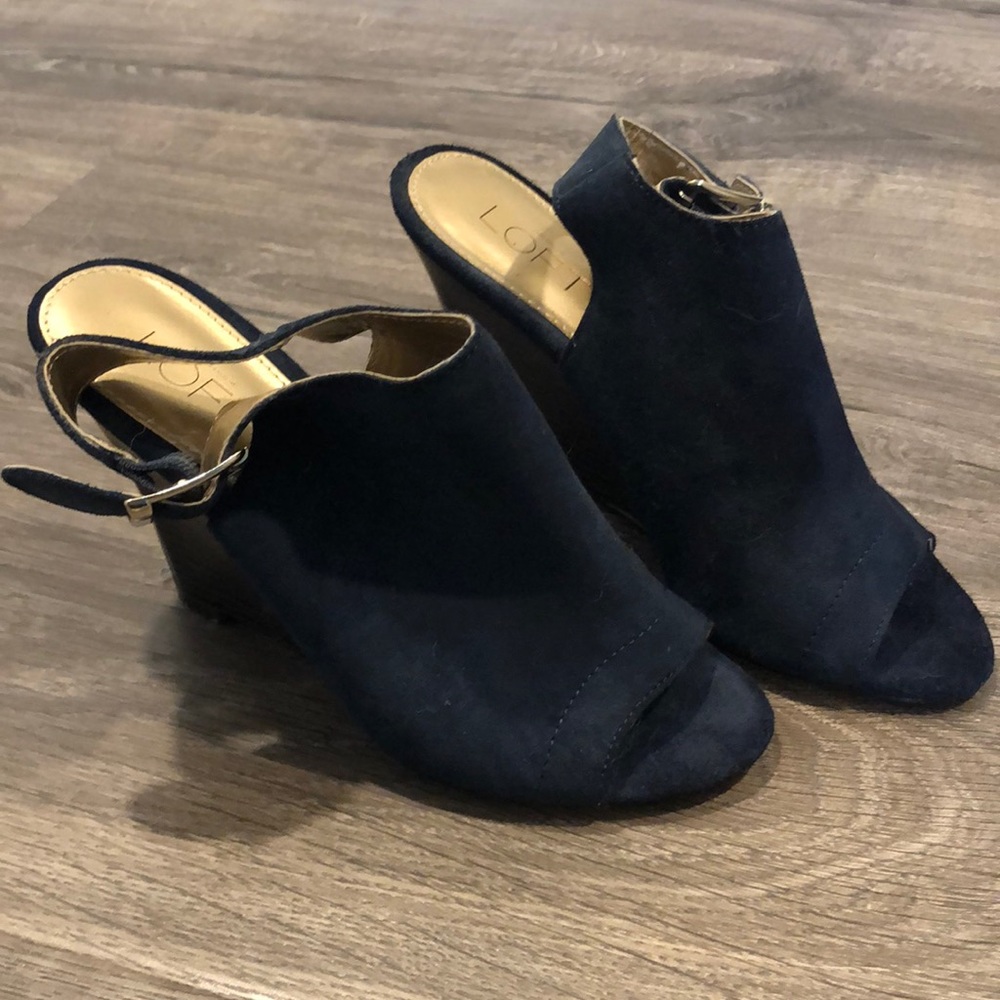 Ann Taylor Loft Wedges sz 5